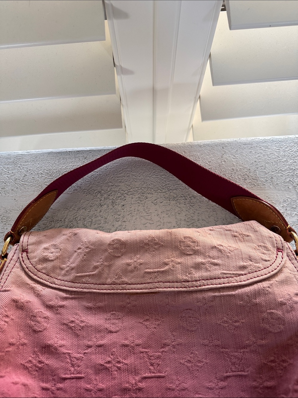 Louis Vuitton Sunray Pink Ombre Denim Shoulder Bag with Gold Buckle - Picture 2 of 15
